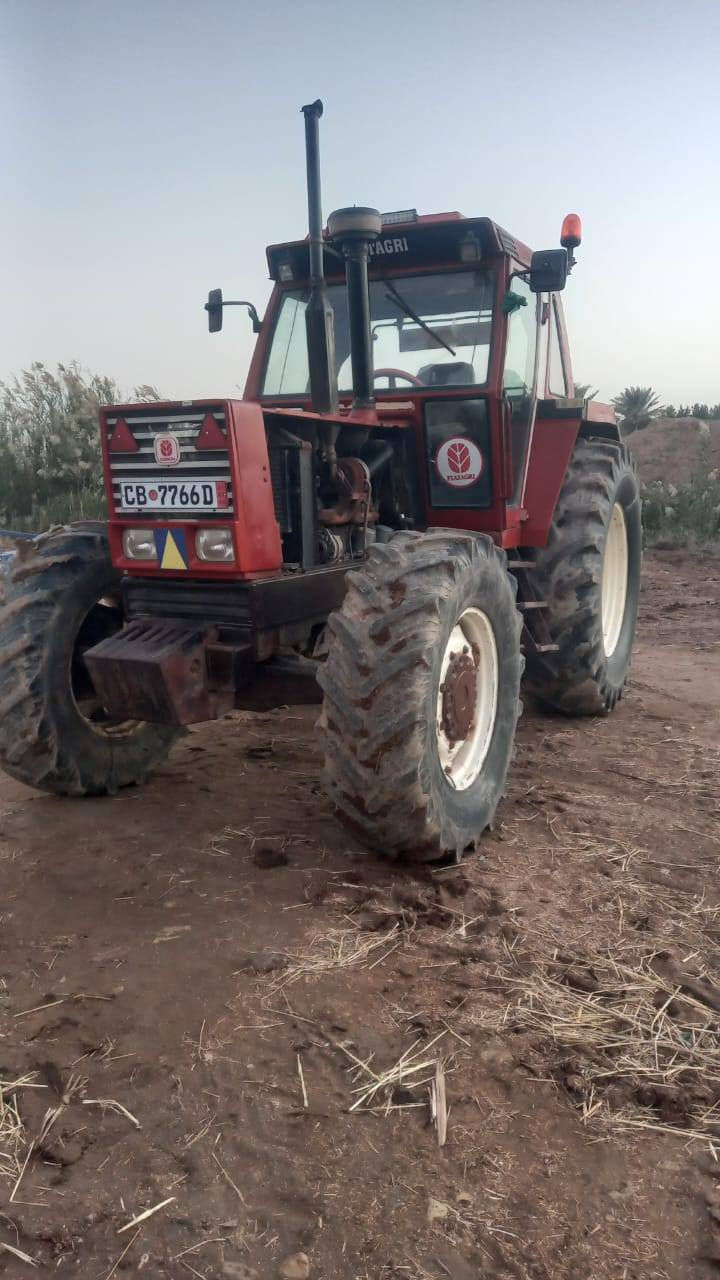 سلام عليكم البيع فيات حجم 1180
معاه دسك حجم 24 تركي
مكينه ادوات سعر هيه ودسكه 33
او بيه مجال الاستفسار عله الرقم
***********
