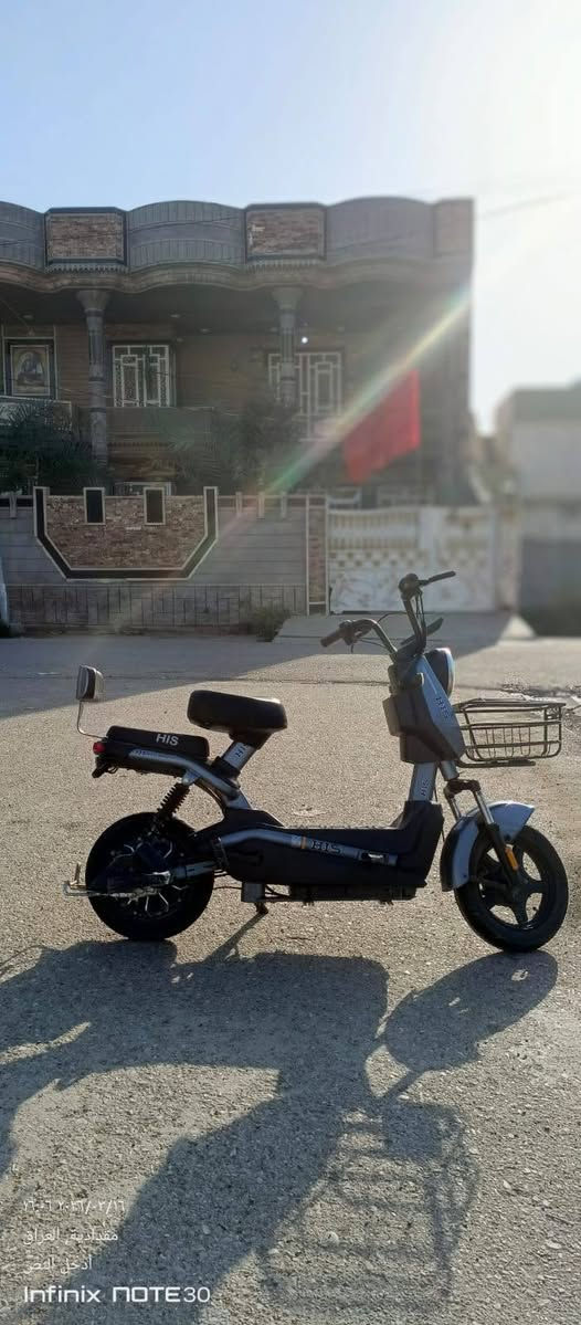 للبيع باسكل شحن 2025 كلشي ما ناقصه لايت اشاير بك لايت ابلوتوث سماعه كلشي شغال سعره 350  او بي مجال مكانه ديالى شهربان المقداديه ***********
