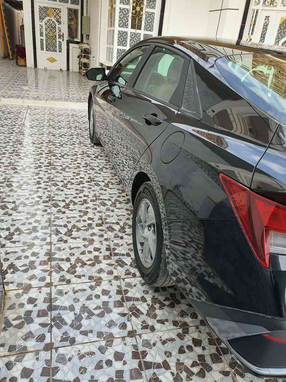 السلام عليكم 
النترا موديل 2024  وارد اميركي محرك 200 ودش ماشيه 25 معوقين انبار  ضررها بنيد فقط وسونار مرفق بالصور سعر 155 وبيها مجال  مكان سياره رمادي 

رقم الهاتف ***********
