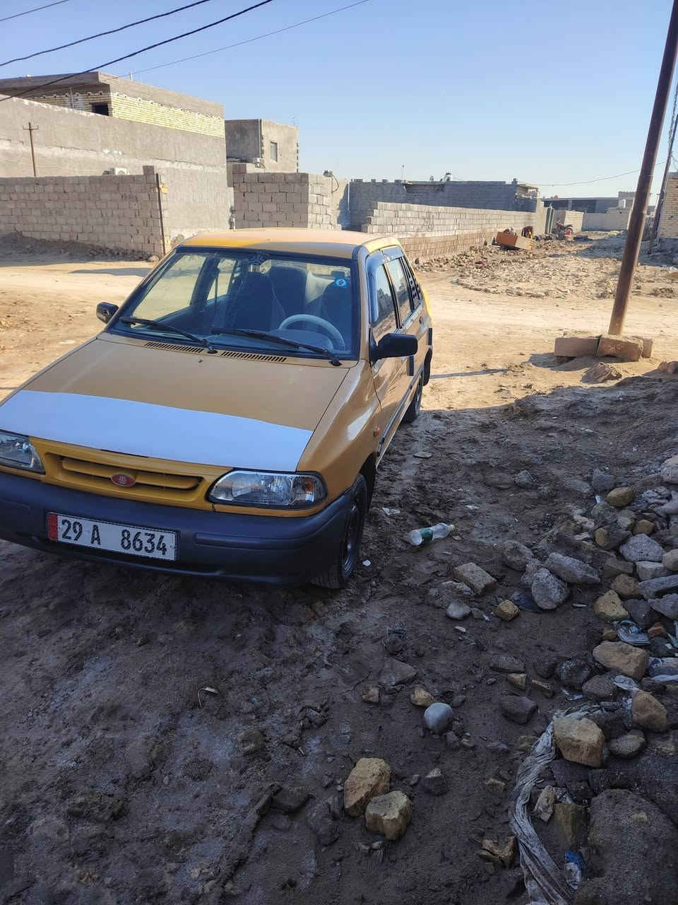 لبيع سابه موديل 13رقم واسط نكليزي بسمي محرك وكير كيه برايد مكفولات تخم تاير حداديه جديده.                خط وبحث مصفره دوشمه سياره نضيفه بمعنه لكلمه
بكان سياره بلكوت مركز محافظه.                              سعر 27 بيها مجال كلش قليل
لتصال علا رقم ***********
