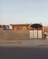 ركن على الحولي • أكثر من ٣ غرف • بناء حديث