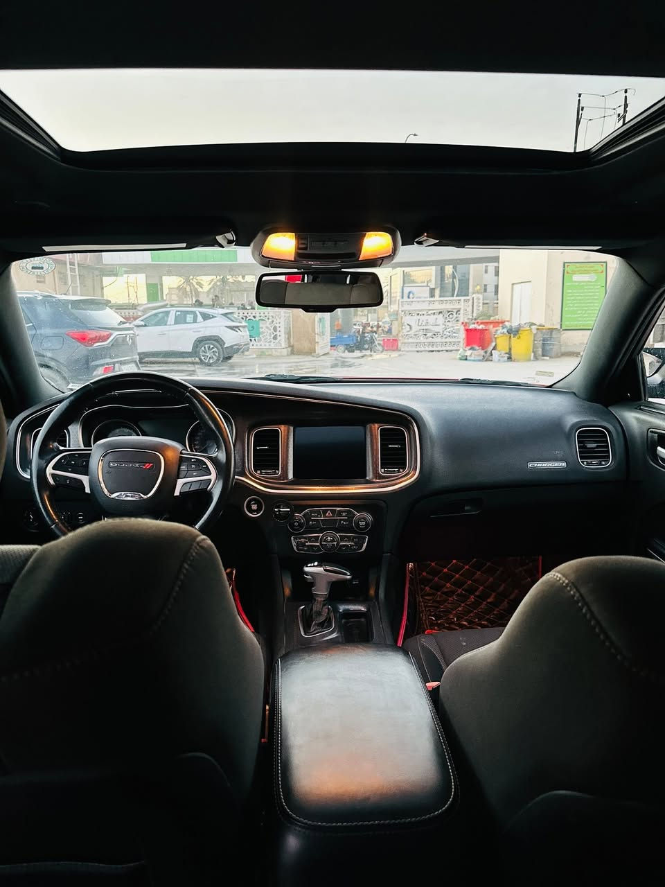 جارجر SXT 2018 لون احمر ناري وارد كندي مكفوله السياره عدى بارد مكدار شبر جوه بطرف باب الصدر بارد فول مواصفات رادار جانبي فتحه حساس كشن حضن تدفه عليه ادامه كامله ماتصرف عليه ربع رقم اربيل كير محرك  
3600 على الشرط  حداديه جديده تخم تاير جديد السعر 230  
***********
