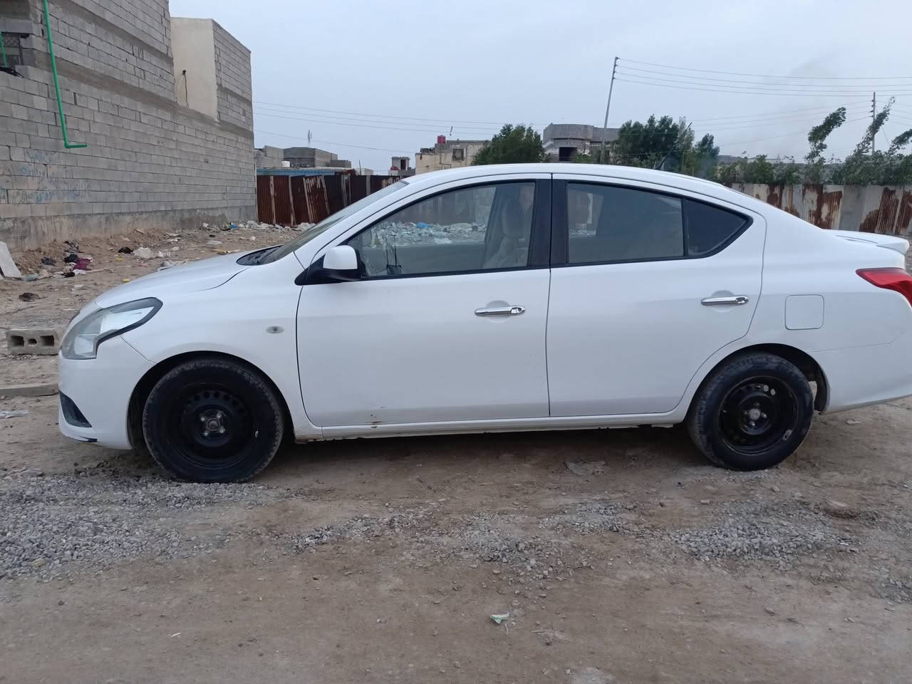 السلام عليكم نيسان للبيع 2023 بيه جاملغ امامي صبغ والباقي بلاد مكينه وكير وتبريد كفاله بسم شركه تريد تحويل تريد وكاله البصره ابو الخصيب ***********
السعر 112
