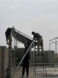 منظومة ١٠ امبير ليلي نهاري  متكونه من ٥ الواح نوع لونجي ٦٢٠ واط وجهين ...