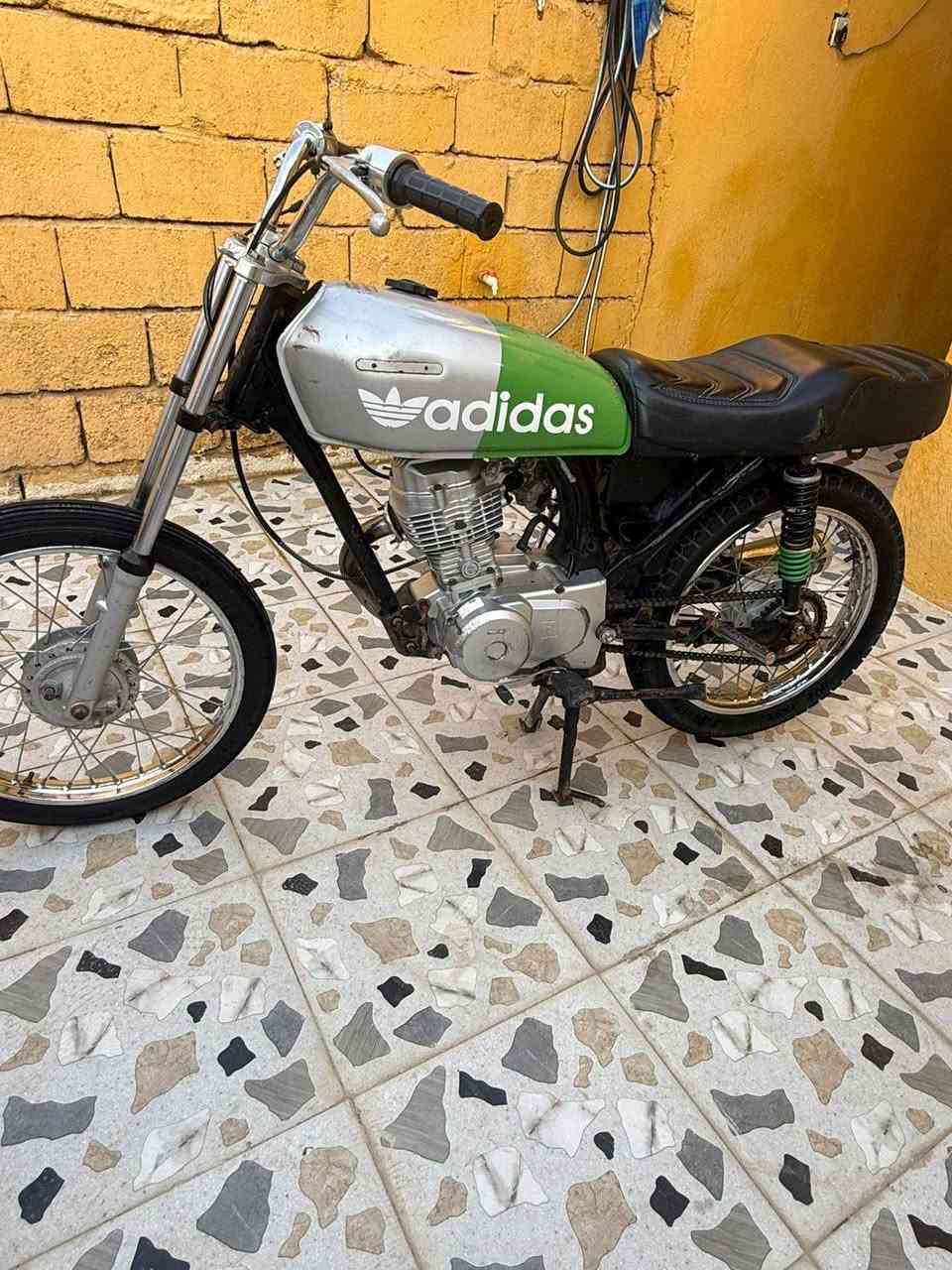 اسلام عليكم دراجة البيع سعر 400وبيها مجال شط العرب الجزيرة وهاذ رقمي ***********
