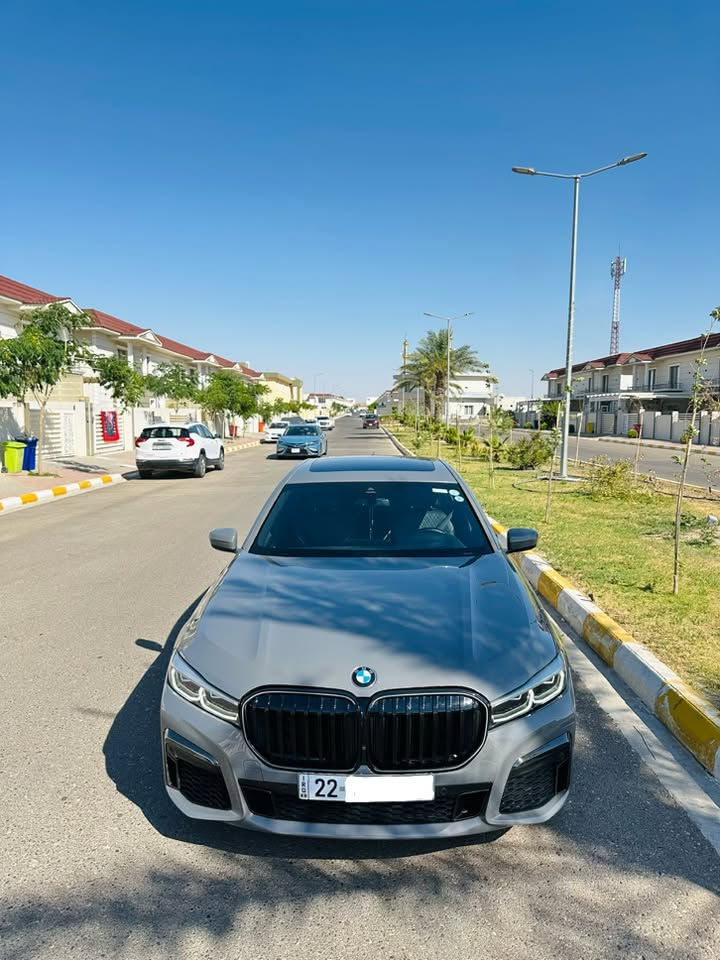سلام عليكم
Bmw 740i M package 
موديل 2022 
 مواسفات فوول الخير
ماشيية 70 الف مايل
 حجم محرك v6 3.0 لتير توين باور توربو 
باب طويل لارج 
لون سمنتي 
سيارة رقم اربيل تحويل غرامات بشرت 
سيارة وارد امريكي داخلة كلين كاتي دهوك 
سيارة بدون صبخ بدون تبديل  
باب سكن بي شويية PDR
سعر 465 مجال 
***********
مكان سيارة كركوك
