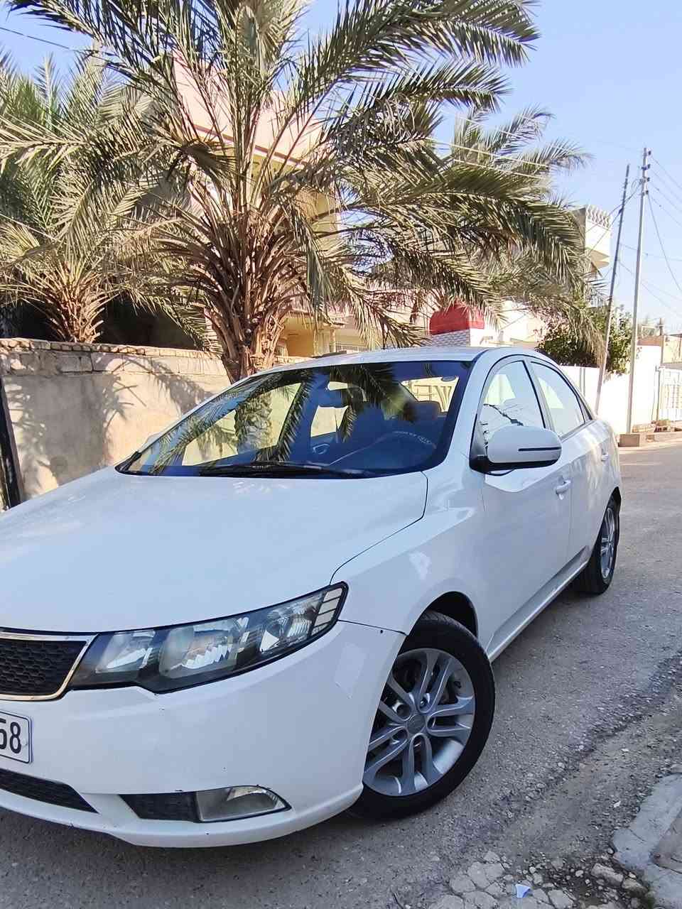 سيراتو 2012
فول عدا فتحه تخم تايرات جديد رقم سليمانيه دولي سنويه 2027 صدر امامي صدر خلفي سياره جاهزه باسمي شرط التحويل... سعر 105 بيها مجال 
للاستفسار ***********
