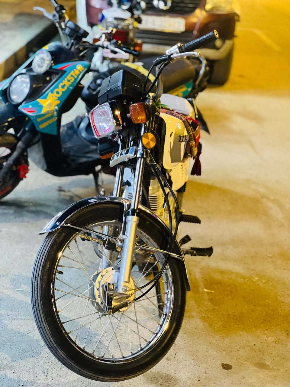 دراجه نامه مديل 26 🏍️
((ترهم مرواس) ) 

لون ابيض ⚪

دراجه مامفتوحه 🔧🔧

دراجه خير من الله 🔥

السعر 💸💸 ((((...650...))))قفل قفل قفل لاتجي وتكلي طيحلي دراجات ماكو وماتلكه هيج سعر الموشراي لايتعبني فدوه 

مكاني حله جبله


**إذا كنت صاحب هذا الإعلان وتريد حذفه لأي سبب، رجاءا أرسل رسالة إلى الدعم الفني**