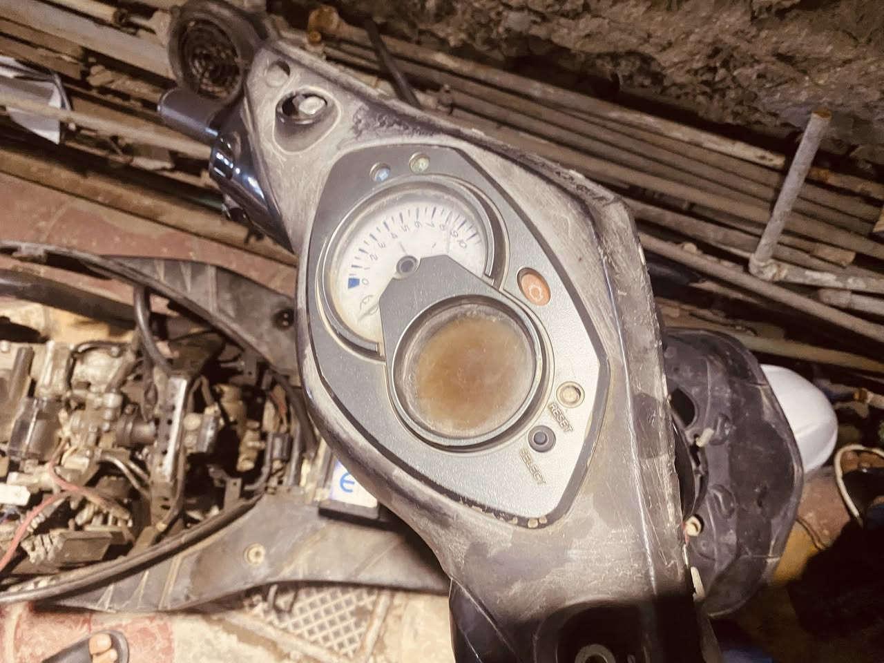 سكني فحل للبيع كوم حديد كوري السعر ٢٥٠قفل ***********
