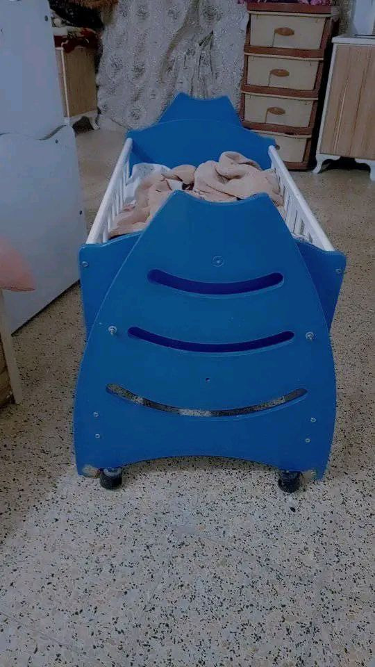 كاروك للبيع نضيف اي خلله مابيه هزاز
للبيع سعر25.    توصيل عندي


**إذا كنت صاحب هذا الإعلان وتريد حذفه لأي سبب، رجاءا أرسل رسالة إلى الدعم الفني**