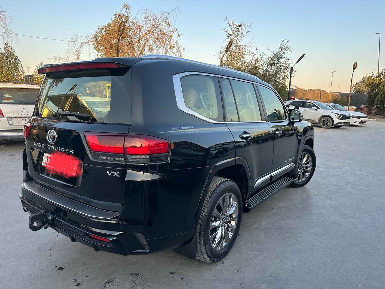 السلام عليكم
البيع لاندكروز 
موديلها ٢٠٢٤ 
مواصفات vx LlMlTED تنفس طبيعي بريم اصلي 
مغلفه ppf سعرها ٢٥ ورقه ضايفه الها
ماشيه ٢٥٠٠ الفين و خمسميه كيلو متر 
رادار تحديد مسار كشنات كلهن كهرباء و تدفاء تبريد 
مواصفات ال vx لمتدد معروفها 
مكاني بغداد
ورقم
***********
