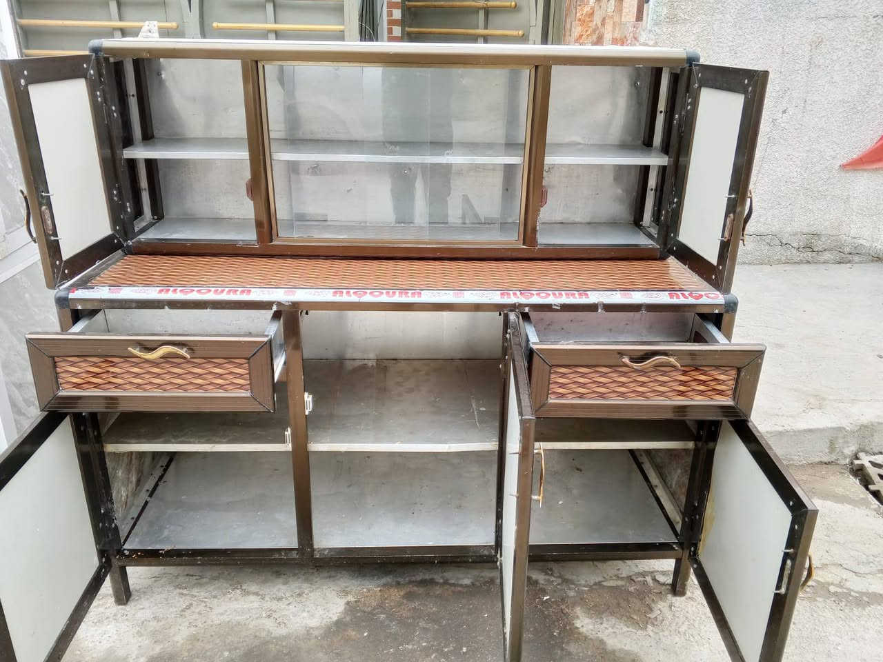 كاونتر متر ونص بدون سنك سعر 150 وبي مجال مكاني بغداد الدوره وعندي توصيل داخل بغداد


**إذا كنت صاحب هذا الإعلان وتريد حذفه لأي سبب، رجاءا أرسل رسالة إلى الدعم الفني**