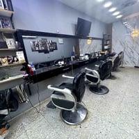 ✂️🔥 محل حلاقة للبيع – شغل جاهز ودخل مضمون 🔥✂️ فرصة ذهبية للي يريد يبدأ...