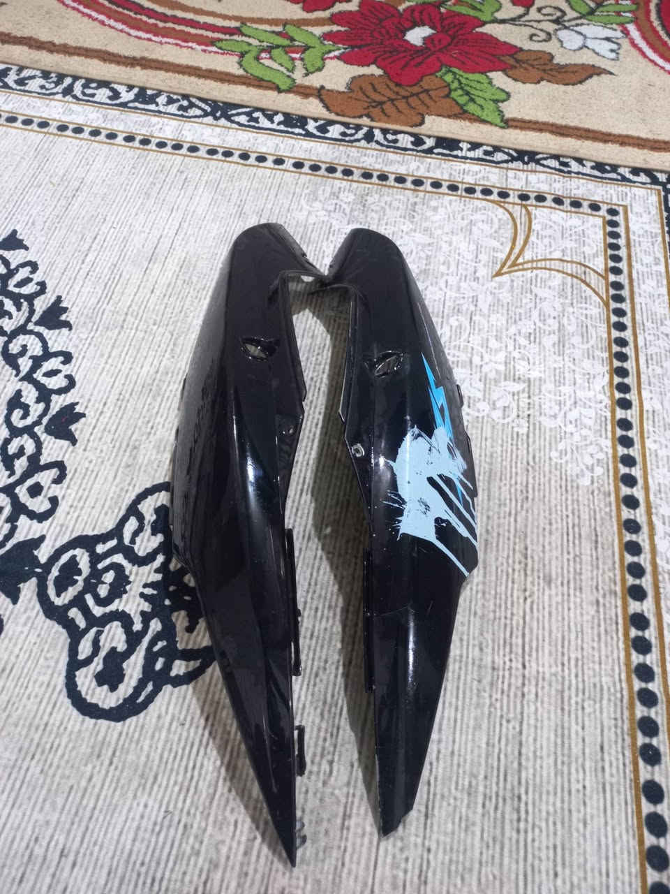 كفرات ماكس للبيع تفصيخ القطعه عله 5 مكاني بغداد الكماليه للتواصل 
*********** واتساب فقط
