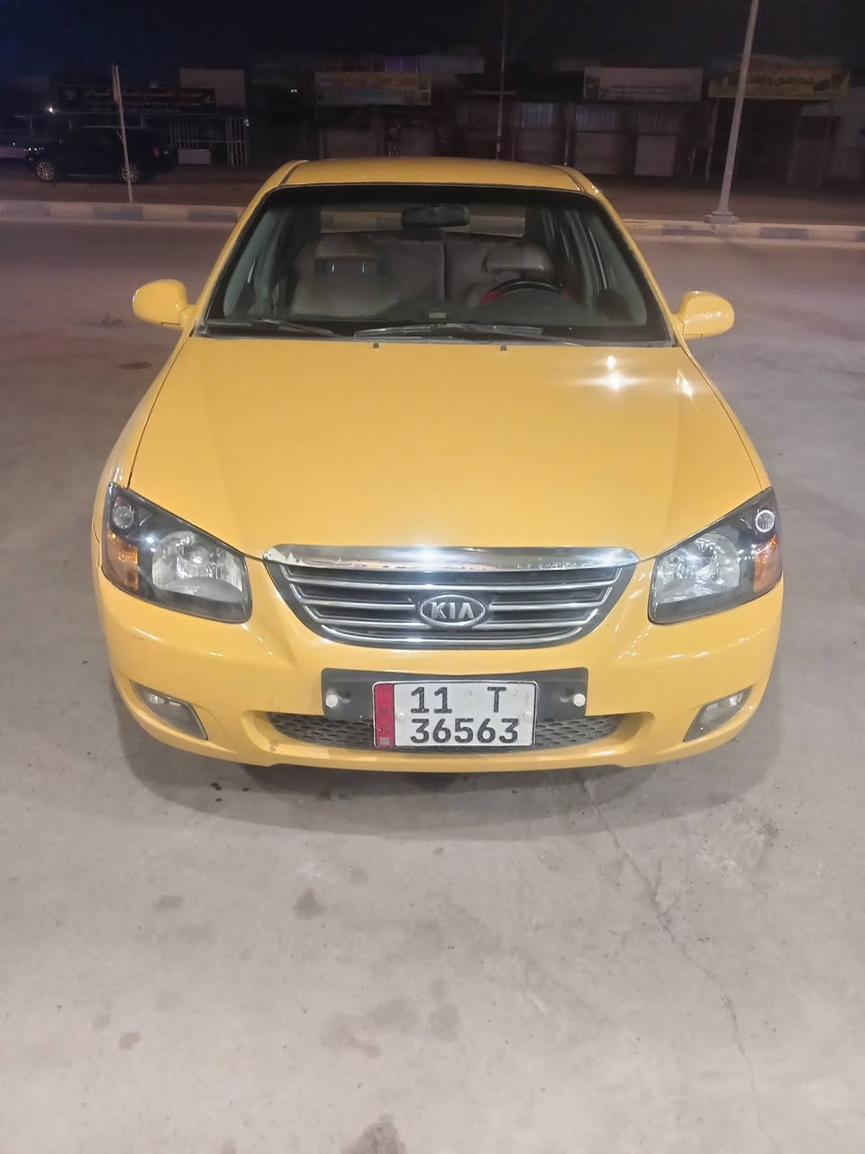 السلام عليكم سبكترا موديل ٧ حادثه جاملغ وبنيد بدون دواخل سعره ٧٣ وبيه مجال قليل بابل شارع ٦٠ قرب جسر الطهمازيه موبايل ***********
