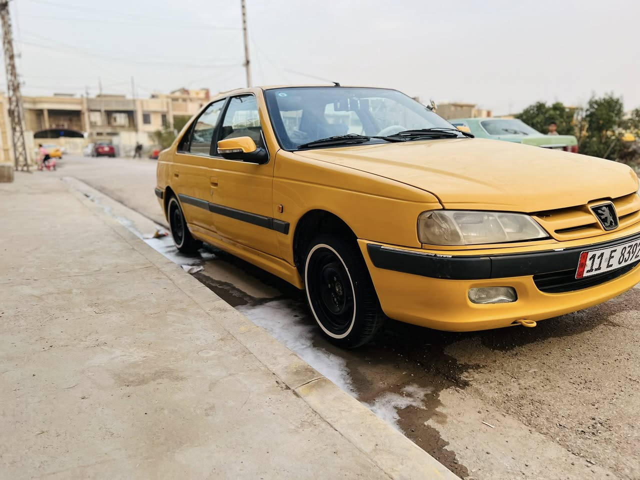 سلام عليكم بيجو بارص 2013 للبيع
كير ومحرك مكفولات لا تبخير ولا تنقيص تبريد عوزه بس غاز سياره خير من الله وعلى ايدي مال جناي وما مشتغل بيها مخليها جوه بس لطلعتي مكاني بغداد النهروان عارضه  38 وبيها مجال  ***********
