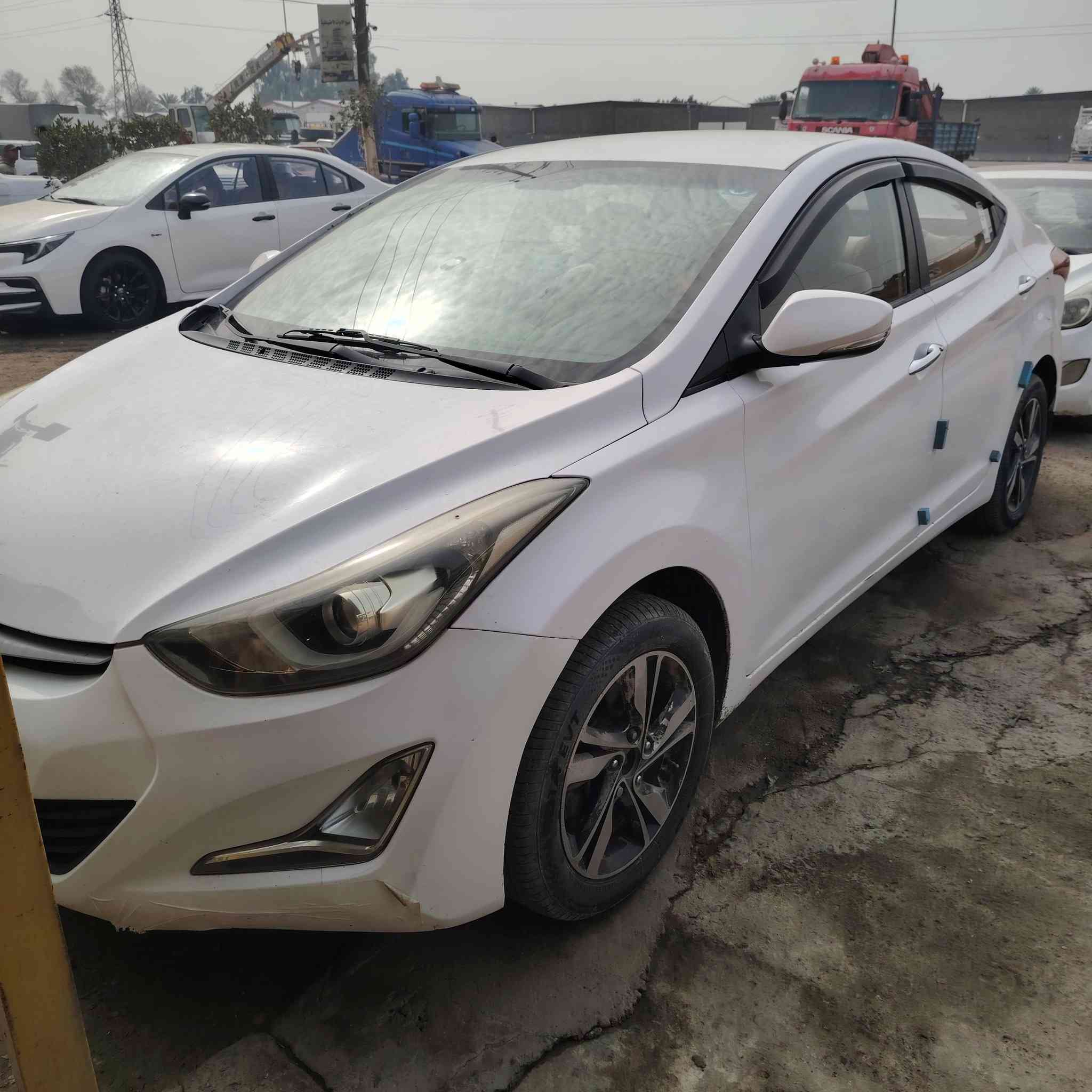 النترا.      16
وارد خليجي مديل 2016
بيهه صبغ جوه قبغ البانزين فقط
محرك 1600 كير بلاد تخم تاير
شاشه وبعد هواي مواصفات
السعر.     ١٢٨
للستفسار ***********
