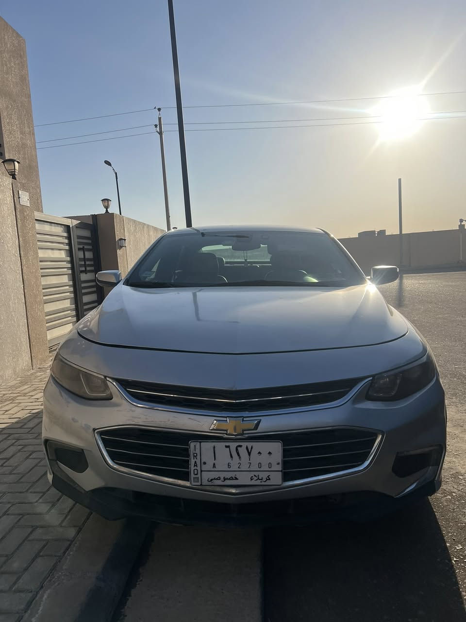 السلام عليكم للبيع ماليبو 18 رقم كربلاء فول عده الفتحه ماشيه 60 حادث موضح بلصور حادث سطحي بدون دواخل ايرباك فقط دركه مكان السياره كربلاء السياره 3قطع صبغ حادث امريكا فقط باقي السياره مكفوله الشراي يتصل وبلخدمه
 مكاني كربلاء ***********
