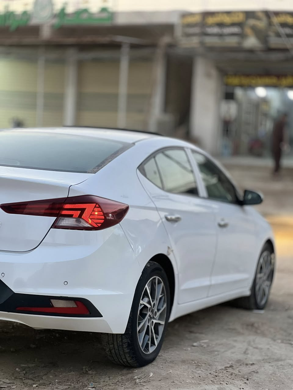 يالله السلام عليكم للبيع النترا 2019 خليجي مكينه 2000 دوش شكل ال 20 فولل للاخيرر السياره بيه فقط بنيد صبغ ولباقي مكفول من الصبغ ولفتح والتبديل كير مكينه حداديه تخم تاير كله جديد معايزه برغي  سعر ((141)) وبيه مجال للناس الطيبه مكاني نجف رقم الاتصال((***********))رقم الوتساب ((***********))
