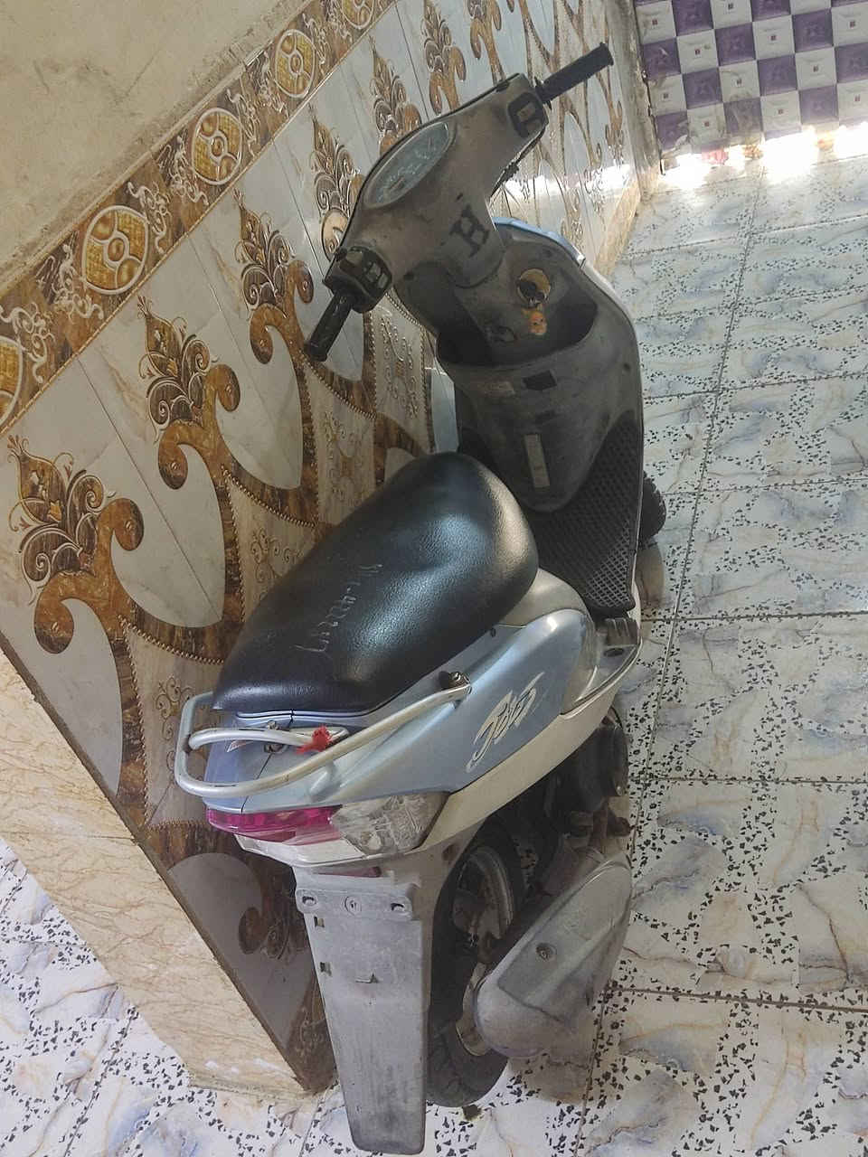للبيع وللمراوس تفاصيل 👇🏻
(مامفتوحه) 
ختم واحد 
رقمي ‏‪***********‬‏ واساب موجود

