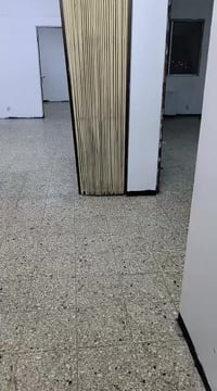 شقة للاجار مجمع الحمر بالقرب من هايبر ماركت الصالحيه غرفتين حمامين مطب...