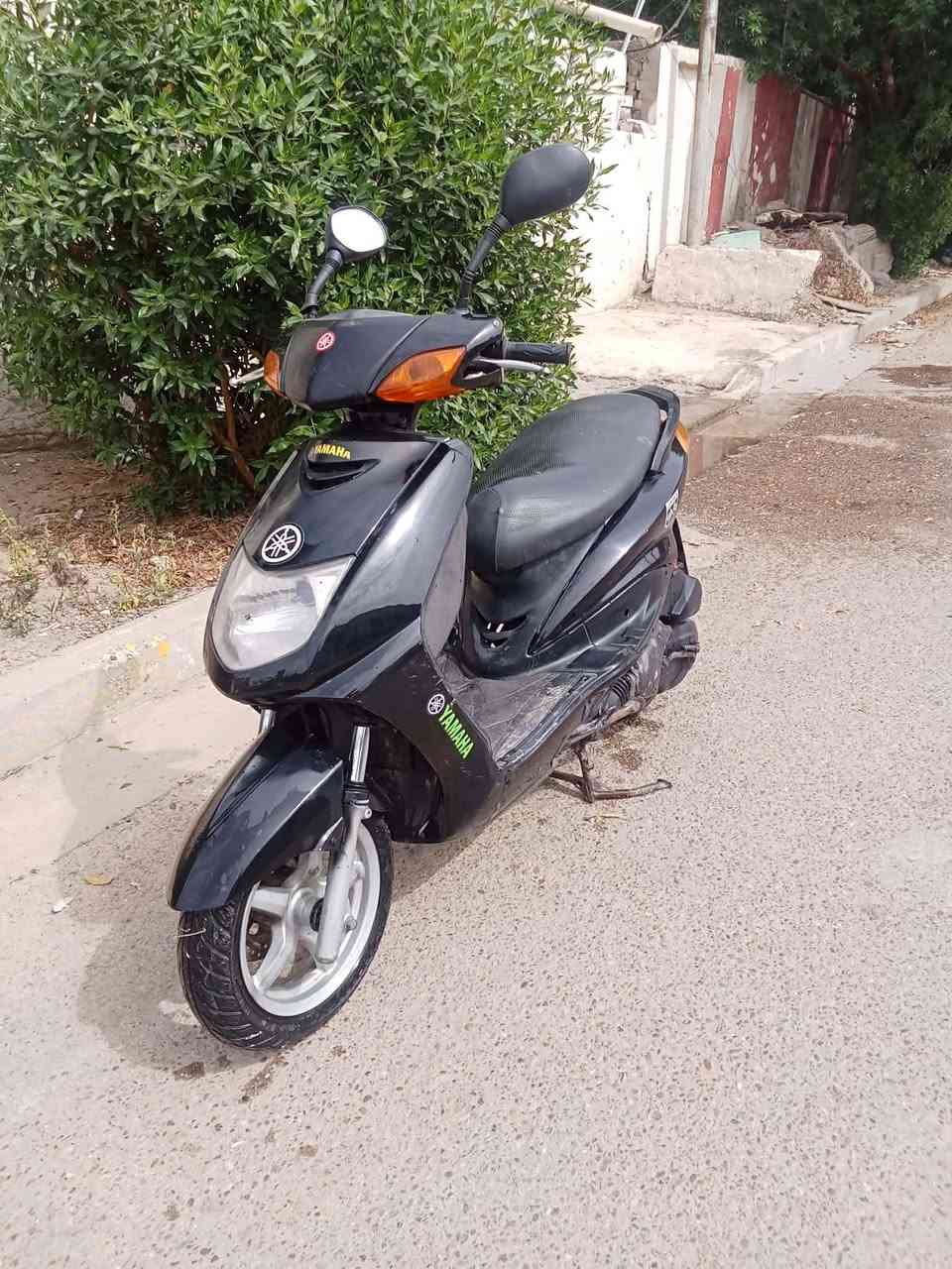 سكنس حلوه بيها نواقص باتري السعر 300 وبيها مجال عنوان الكمالية ***********
