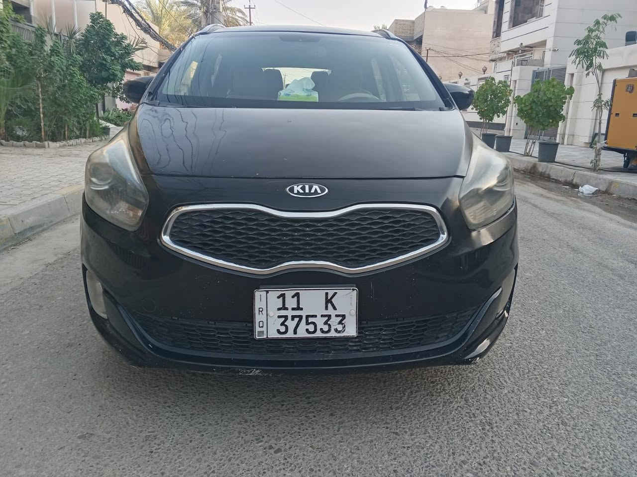 سلام عليكم سياره للبيع نوع راندو موديل 2014  سبعة راكب كشنات جلد قطعتين تبريد شاشه تحكم ستيرن مكينه حجم 2000  تخم تاير حداديه  صبغ تلث قطع السياره خير من الله العنوان كربلاء السعر 98.   رقم الهاتف    ***********
