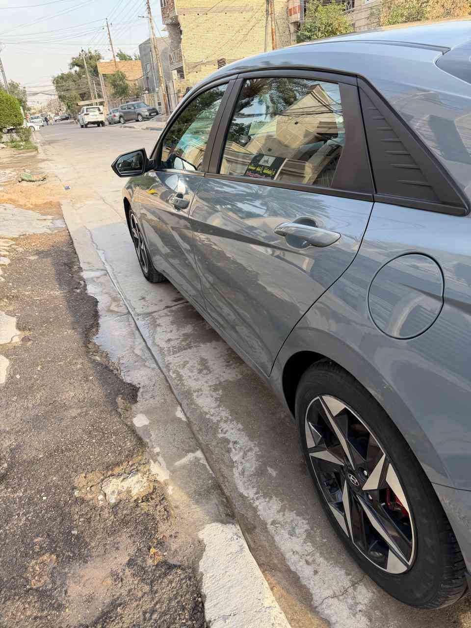 النترا.    2023 وارد امريكي ماشيه ٣٦ الف محرك 2000 رقم بغداد انكليزي حادث السيارة تبديل باب السايق والجاملغ بدون ايرباك 
شاشه ديجتال 
بصمه   
تشغيل عن بعد              
جنطه ذكيه كهربائية            
شحن لاسلكي
سايد بريك كهرباء
حساس أمامي 
شاشه  كبيره  
نضام مود درايف إيكو وسبورت و عادي
تحكم ستيرن
لد امامي نهاري
مانع انزلاق
مانع انحدار
لايت عدسات زنون 
السعر 160 

العنوان بغداد السيارة باسمي سنوية  جديدة 
وباقي التفاصيل الاتصال على هاذ الرقم 
***********
