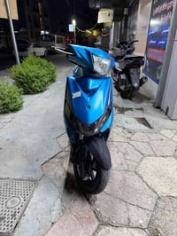 دراجه ماكس حديث مكفوله السعر مليون و٢٠٠ بغداد حي العدل 07725485738