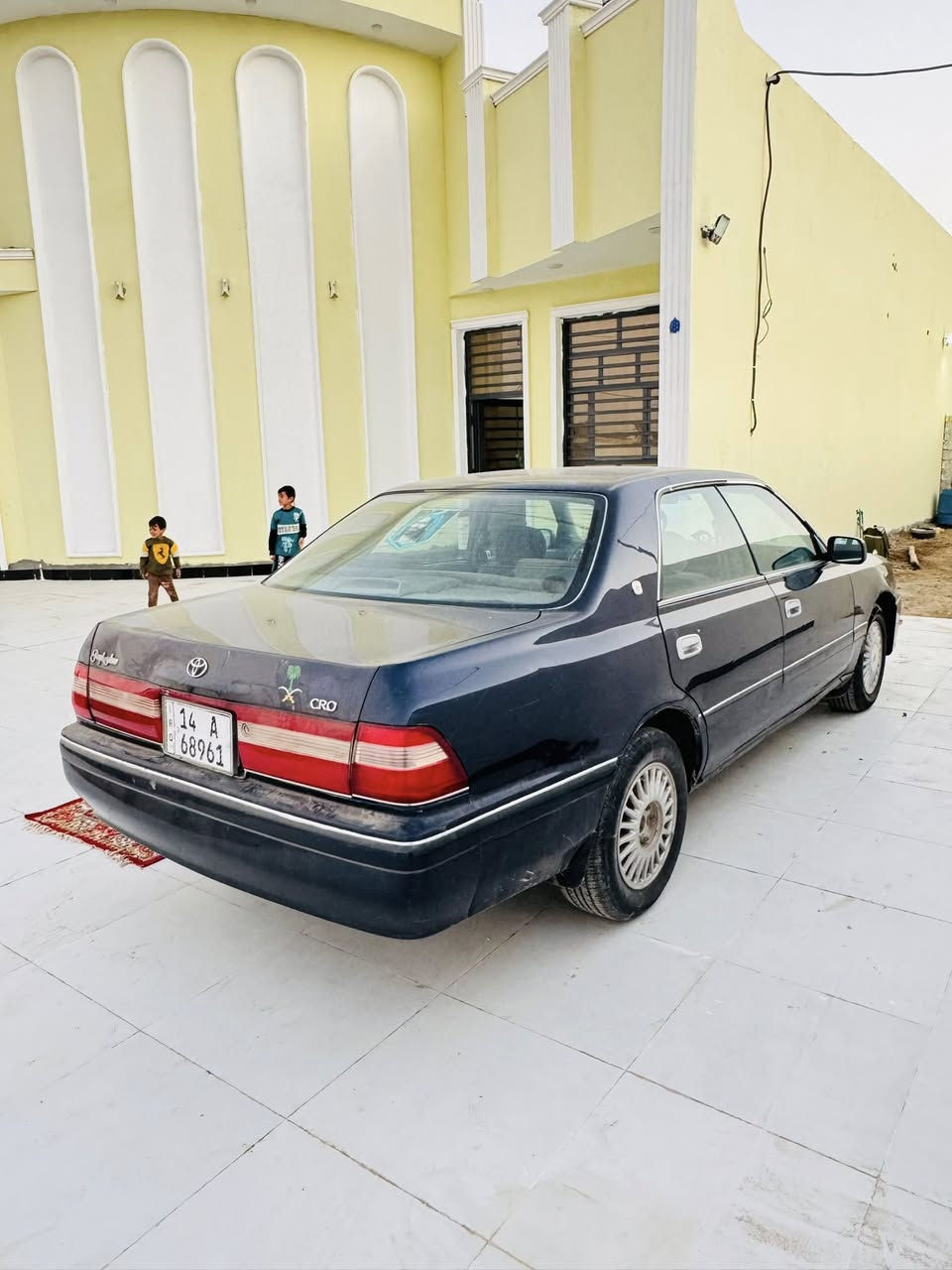 السلام عليكم
للبيع راس الثور رقم بصرة دولي الحديد مكفوله 

عيب شرعي واصوليات وكص ونقل مكفوله من اي ضربه قويه عدا دحكات قليلات 

مكينه وكير ٣٠٠٠ ففتي السيارة جاهزه للاستخدام

السعر ٧٥ بيع مستعجل 

المكان ناصرية للتواصل *********** موجود واتساب
