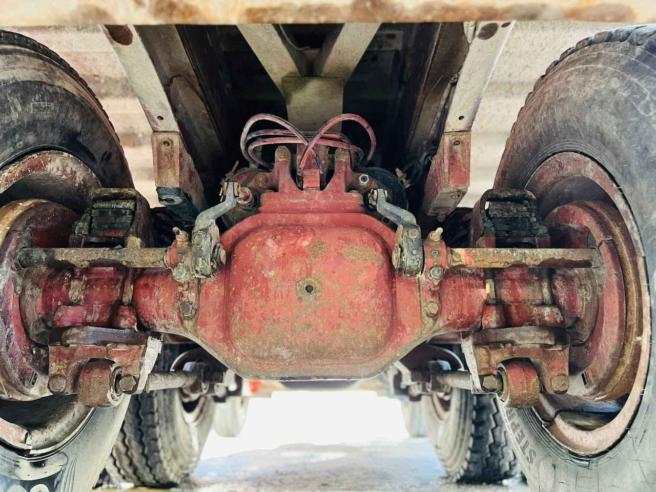 ألبي مديل ٨٥ رقم كربلاء الماني ذيل قلاب بلادي محرك ١٠ صحراوي كير ١٦٠ كير ومحرك خير من الله مجموعة جي اف شاصي مكفول من صبغ وفطر تخم تاير مكان في كربلاء ***********
