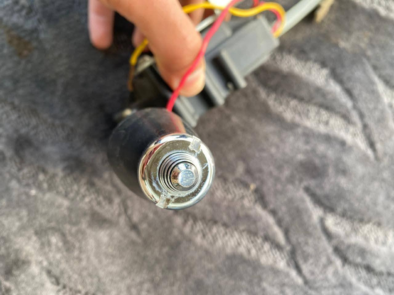 السلام عليكم ورحمه الله وبركاته
اريل تلترباع طويل طوله 43 اصلي تفصيخ 
حاويه وارد اليابان شرط الفحص لا مصلحه 
ولا ملعوب بي شذره زركه شرط الفحص 

***********
***********

موجود توصيل الجميع المحافظة العراق
