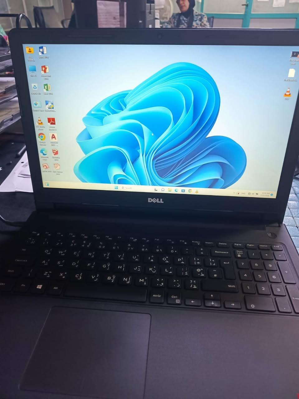 لسلام عليكم اخوان يوجد لابتوب ليس باله وانما مال استيراد سوقنا DELL 3578 VOSTRO  15
المواصفات( لابتوب سليم وخفيف الوزن):-
- المعالج COR I7 السريع جدا فئة (من الجيل الثامن )(8 مسار)
- مع كارتين للشاشة :-
- متصل Intel® UHD Graphics P620
-منفصل AMD RADEON 520  (2GB GDDR5 dedicated))
- شاشة 15.6" diagonal FHD IPS eDP anti-glare LED-backlit with ambient light sensor (1920 x 1080)
 SSD- EVO860- الهارد ) واحد تيرا سامسونك 1000) GB
 وممكن التحديث - الرام   8  GB كيكا ( DDR4-2666
- - CAM -BT -HDMI ....- الخ
- - الباتري الاصلي ممتازة والشاحنة الاصلية DELL  
- البرامج الهندسية المنصبة (اتوكاد AutoCAD 2022) (SKATCHUP2019)
اللابتوب نظافة 98%...... ويندوز 11 نظام64 بت وبرامج و ويفيد للدراسات والعمل المكتبي  مع الحقيبة والماوس  .
سعر المطلوب  350   الف دينار وشكرا ***********واتس ايضا
اخوان المهتم يتواصل عل الواتس لان ما اتواجد عل الفيس وماعندي توصيل والشكر والتقدير لادارة الكروب
