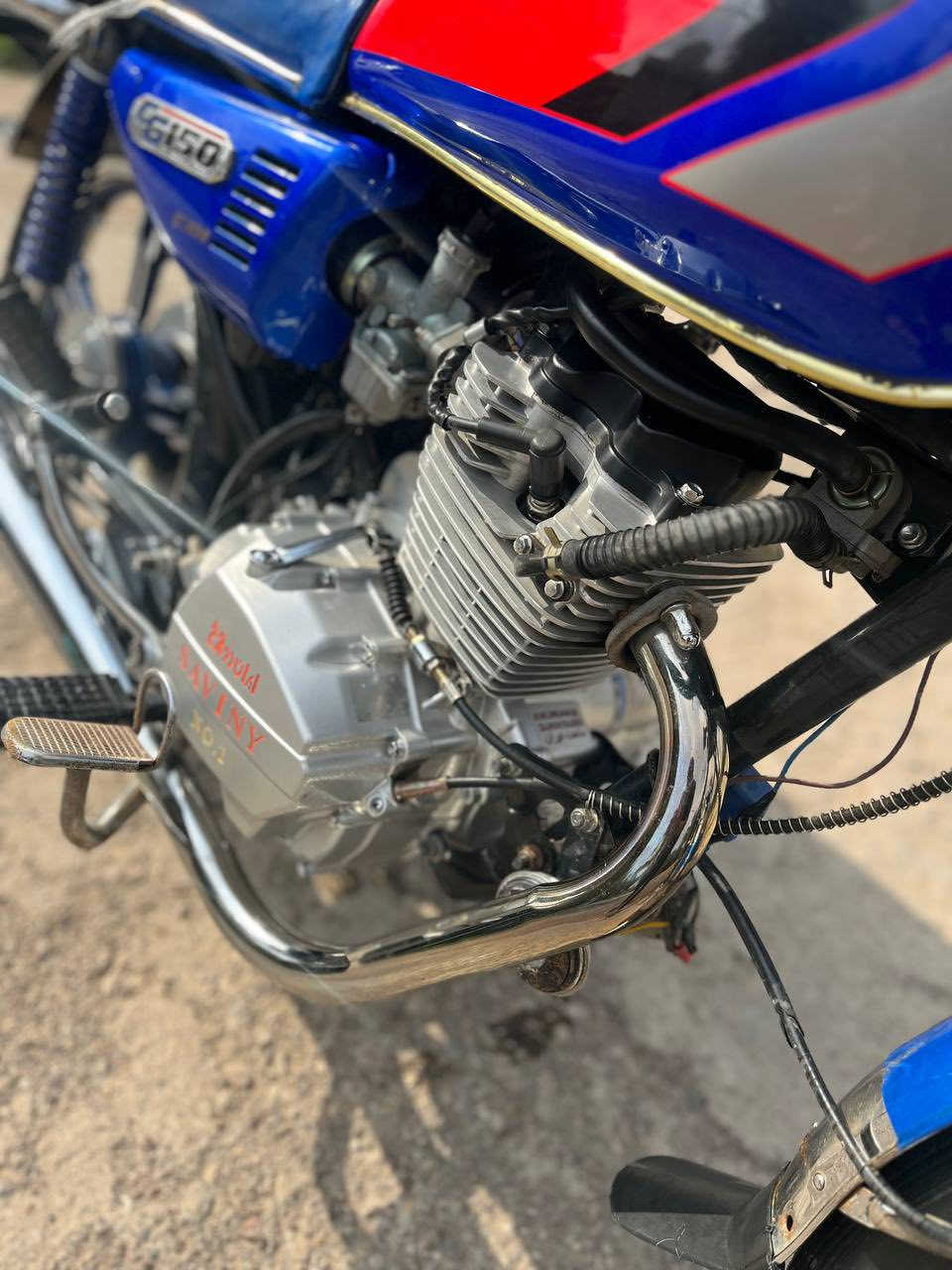 سلام عليكم شباب دراجه ايراني خمسه كير موديل 21 كامله مكمله مكينه خرسه وناعمه سلف كهربائيات شغاله بس الدكم مال اشتير ومال سلف يشكلن تشغيل  عن بعد بصمه قفل وفتح وتشغيل ناريه كامله من كل النواحي اوراق شركه ضاعن بقى ورقه كارتونيه وحده رايدها ب٦٠٠وبيها مجال دراجه مخزونه عندي  العنده نامه برو لو تايكر غطاس يرهم مراوس شعندك اربعه كير غطاس نزل رقمي بي واتساب *********** مكاني شرطه رابعه بياع خاص محضور ما اكدر ارد والشواي بي خير ويدلل
