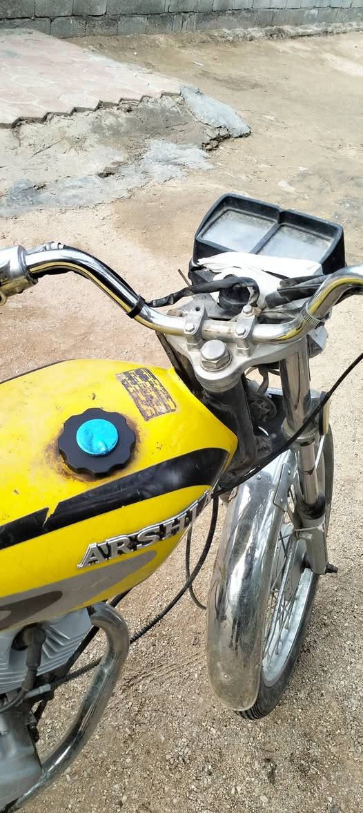 ارشا للبيع موديل 2021 صولي أوراق اصلي بسمي تخدم تاير خلفي جديد 
سعر 375 
العنوان خلف جامعة العميد  ***********
