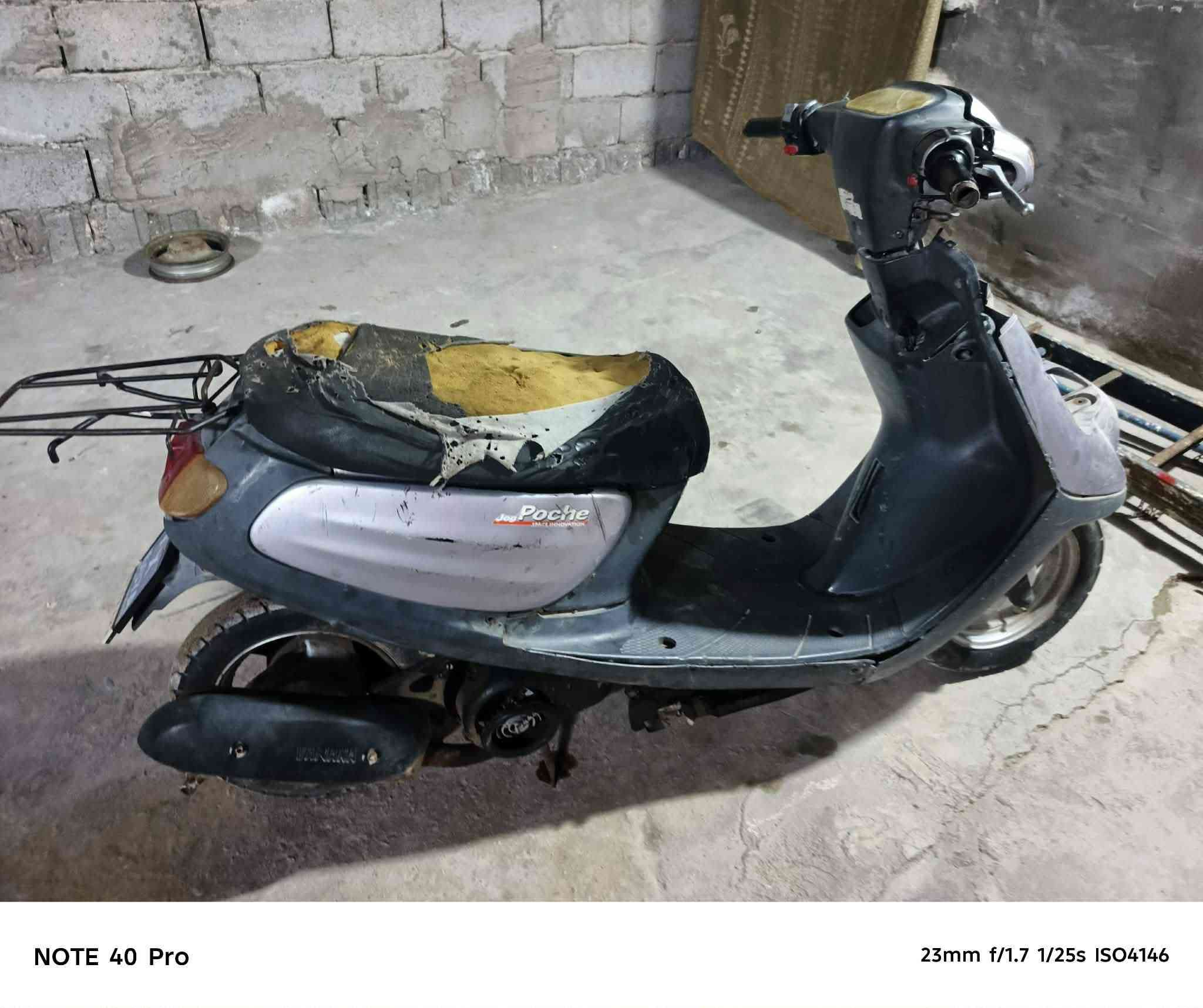 دراجه منغولي للبيع
السلام عليكم 
شاصي مكفول 
الكهربائيات عوزه باتري
المكينه خرسه حلوه كلش
السعر ١٠٠ قفل كلش مابيه مجال
للتصال عرقم فقط .***********
