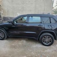 جيب لاريدو 19  مواصفات كامرة كشنات كهرباء حساسات خلفية لايتات زينون  ح...