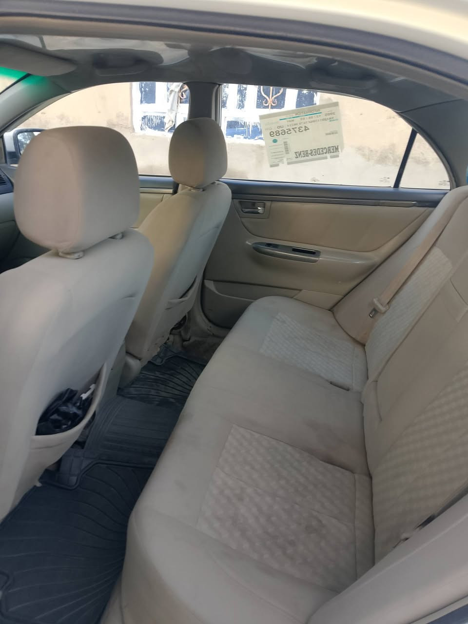 السلام عليكم
جيلي موبل 12 كفالة عامة رقم بغداد انكليزي مشروع وطني 
سنوية الى 30 كير ومكينه شرط حداديه جديده تبريد باتري جديد سيارة ربع مااذب عليها جاهزة سنتر لوك كهربائيات جاهزة السعر 70 وبيها مجال حگ جيه العنوان ديوانية رقم ***********
