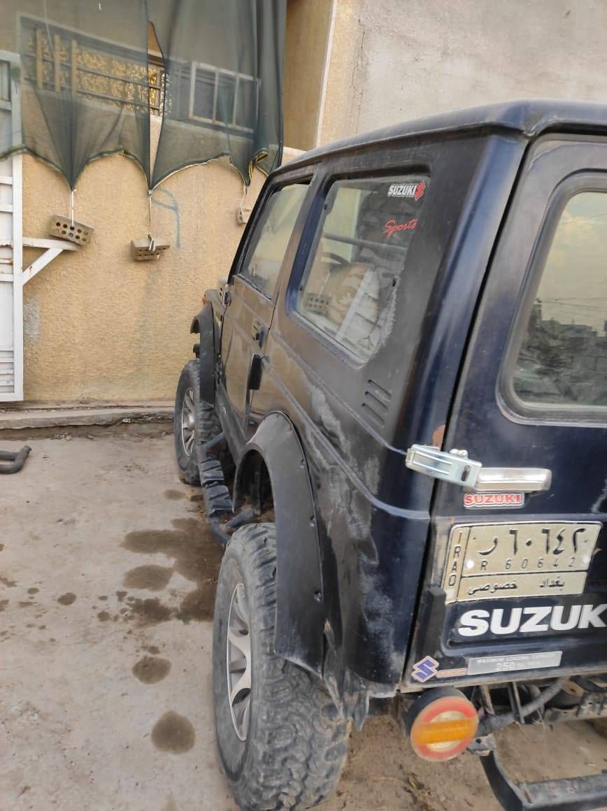 سوزوكي مرفعة اوف رود جاهزه للتعديل والتعمير بدون محرك وكير نصبتها كلش حلوه موديل 94. السياره مال تعمير 

السعر ٢٨ ورقه وبيها مجال.

العنوان بغداد الامين

***********
