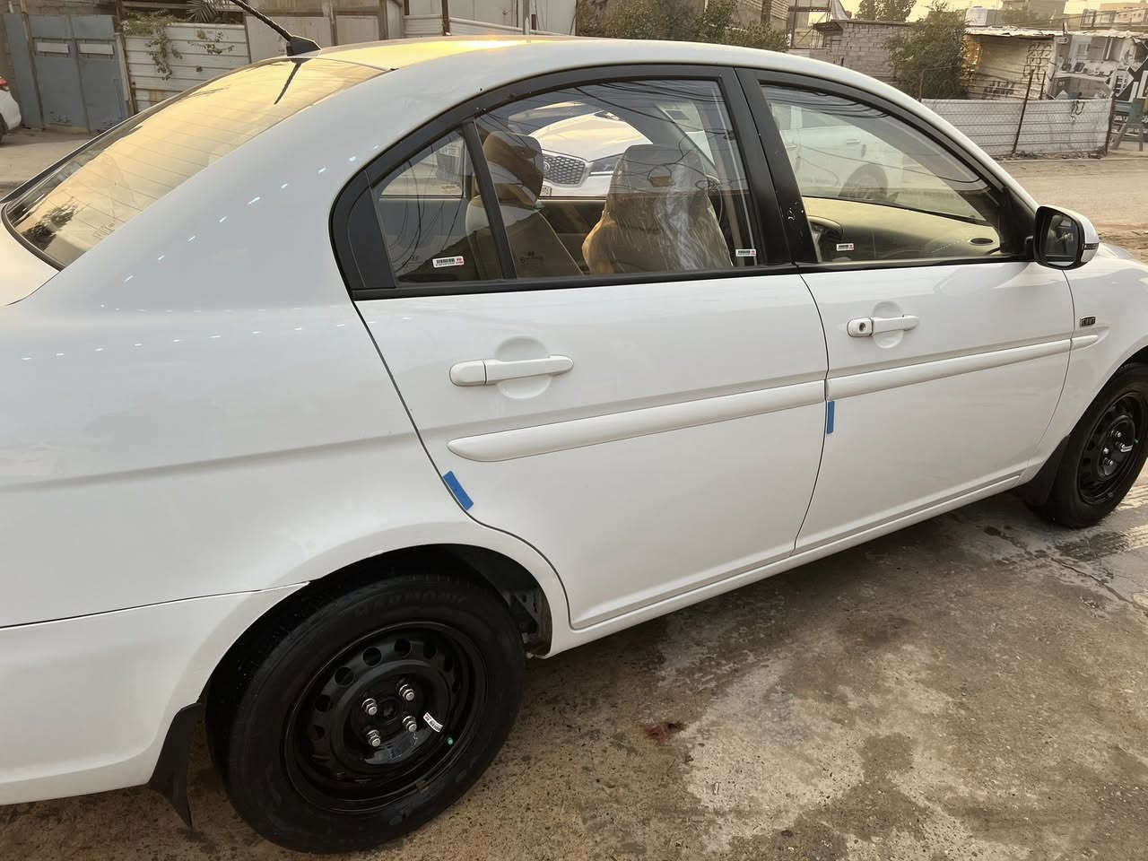 اكسنت موديل ١١ خليجي محرك ١٦٠٠ دوش ماشيه ١٤٠ سياره جديده مكفوله كفاله  تبريد ثلج  شاشه وكامره كتلوك شركه موجود رقم بغداد جديد بسمي سياره نضيفه جدا بلاديه خير من الله للبيع ب ١١٢ ورقه بس الشراي فعلا يتصل واتساب فقط مكان بغداد زعفرانيه  ***********
