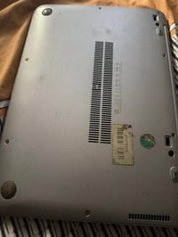 لابتوبhpموجود 8. وهارد 265 ssd وتاج ولمس وبصمه وحجم14. 2k وبطاريه جديد...
