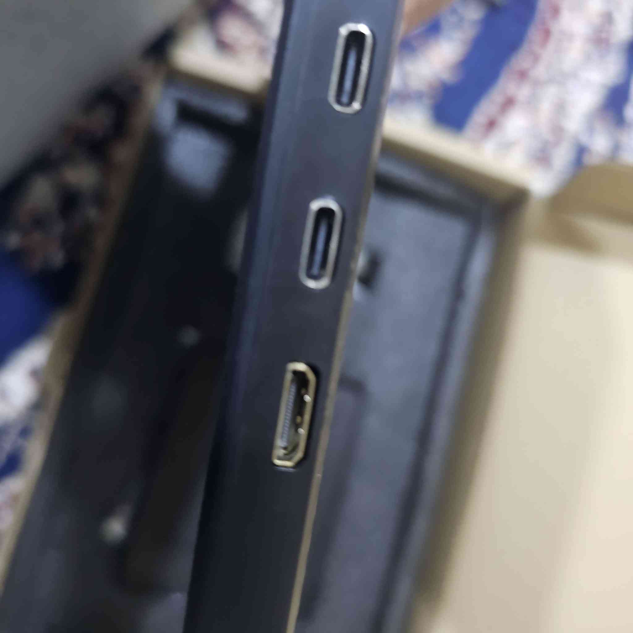 شاشه بهل شكل نضيفه ممستخدمه وما مفتوحه مع كامل الملحقات لا يوجد اي اعطلا او خلل بالشاشه بالاضافه الى ستاند ومع جميع كابلاتها ب 70 مع التوصيل واكو مجال بسيط!


**إذا كنت صاحب هذا الإعلان وتريد حذفه لأي سبب، رجاءا أرسل رسالة إلى الدعم الفني**