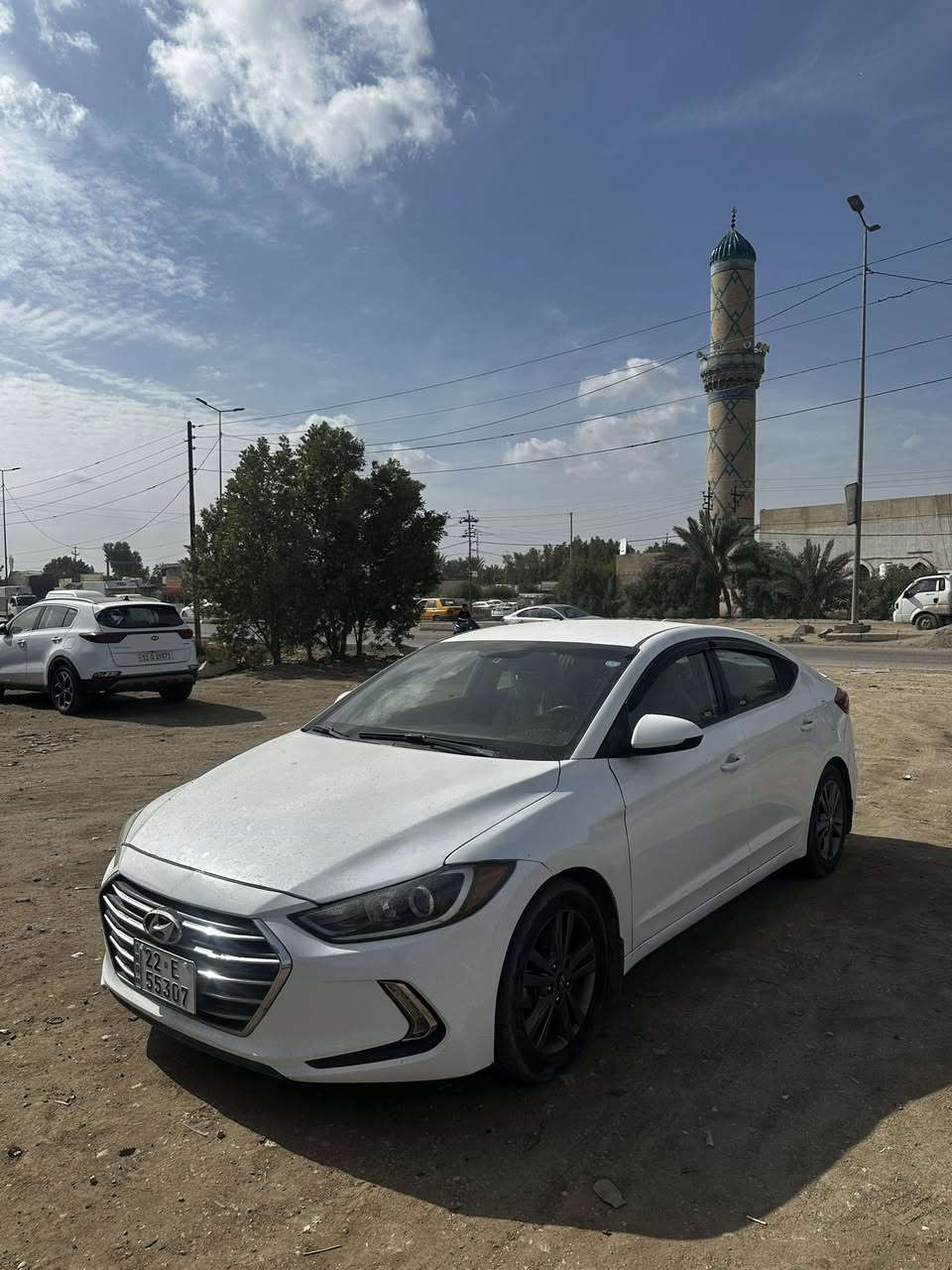 سلام عليكم النترا موديل 2017 رقم شمالي جديد لون ابيض 3 قطع صبغ ماشيه 185 الف مكان السياره بابل الحصوه 
للتواصل.   ***********
