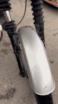 ماطور ZM للبيع وايرمنيه شغاله كلشي بي شغال مانقصو غير عينه مال كلج+ السعر خاص للستفسار رقم ***********
