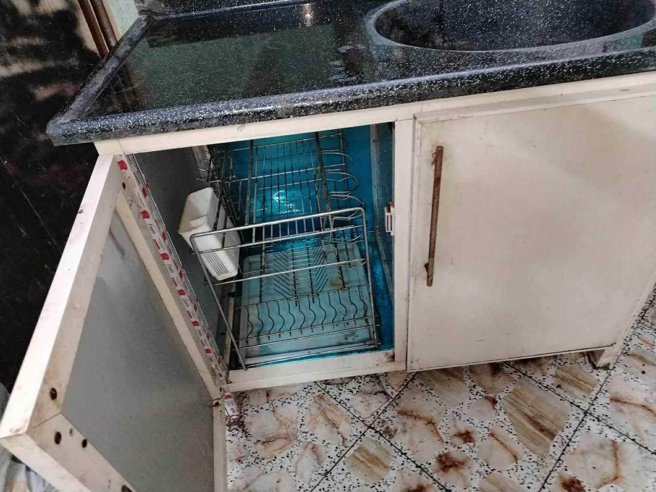 🔥🔥🔥🔥🔥للبييع 

ذني بغداد الدورة شارع 60 خلف باور هاوس السنك ب75
الغرفة 250  
البردة ب55 
الميز ب55 
التخم 100


**إذا كنت صاحب هذا الإعلان وتريد حذفه لأي سبب، رجاءا أرسل رسالة إلى الدعم الفني**