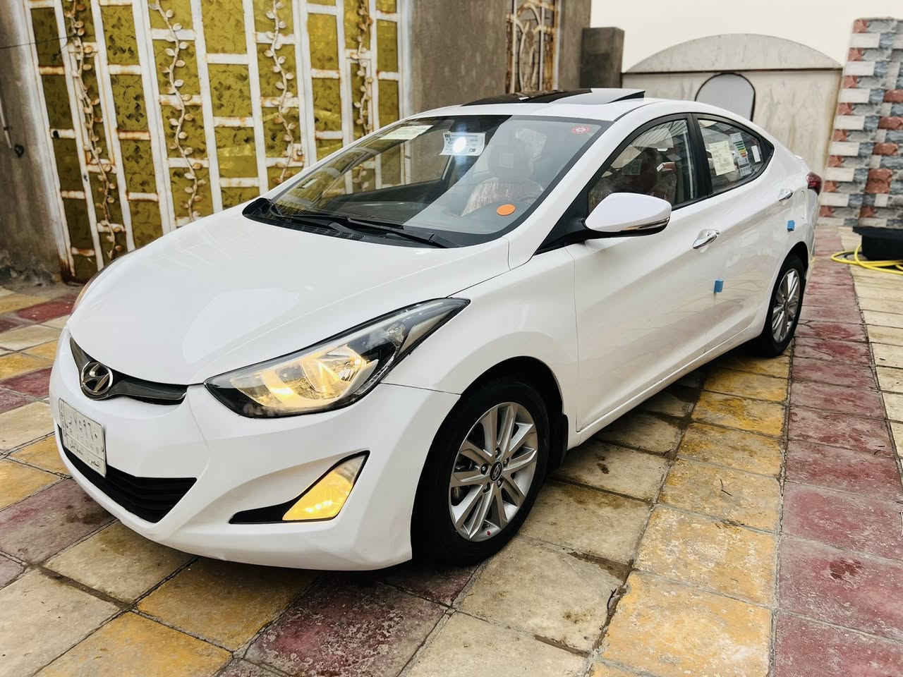 السلام عليكم 
للاستفسار *********** 
النترا موديل 2015  وارد خليجي رقم بصره تحويل مباشر سنويه مشروع وطني ل 27  راعيها بالناصرية فول مواصفات محرك 1800 محرك وكير شرط الفحص تراي كلش حلو ماشيه 191  جاهزه ع الأخير تبريد ثلج حداديه صدر امامي وخلفي كهربائيات كلها شغاله سياره بيها صبغ داير الجاملغ الخلفي الأيسر ومقدمه الجاملغ الأمامي الأيمن والدوس تجميل والباقي مكفول ضربه وصبغ وتبديل السعر 118  مكان السياره ناصريه رجاء بس الشراي يتصل والتفاصيل كلها مذكوره
