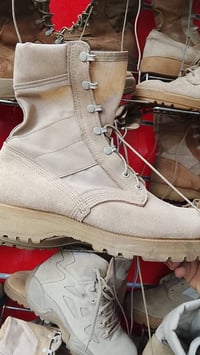 بسطال • نضيف • قياس 44