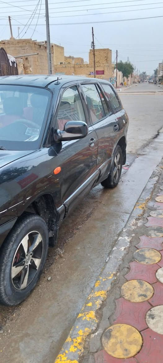 سلام عليكم عيني سنتافيه موديل 2002 مراوس او بيع بيع سعر 60 وبيه مجال بسيط سياره خير من الله واذ اكو مراوس عادي نتفق ورجائن لمو شراي لا يكسر بحلال العالم  اي ستفسار خاص موجود وهاذه رقمي *********** بيه واساب
