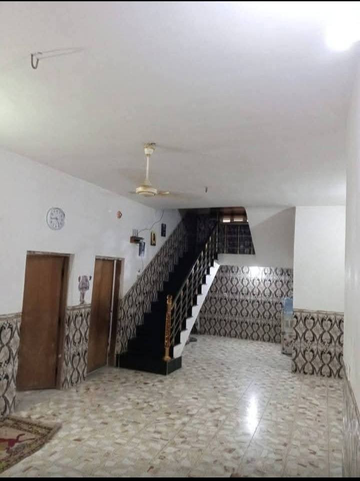 سلام عليكم بيت في المعامل السياحي البيت نضيف وبي قطعه ارض و ستقبال وبي غرفتين وبي هول مساحته 11 متر و مساحت البيت 450 البيت نضيف بناء حديث سعر البيت خاص على هاذا الرقم 👈 ***********👉 هاذا الرقم الستفسار
