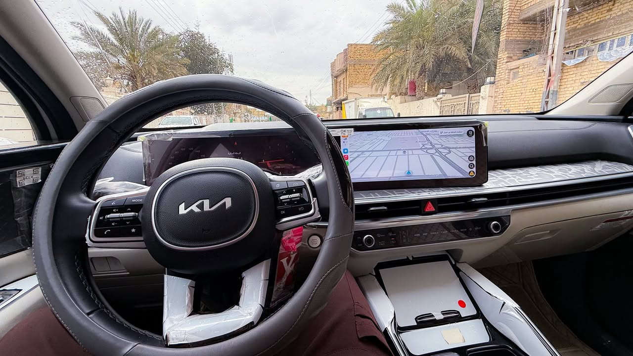 سورنتو 2024 رقم بغداد كفاله عامة
ماشية 19 الف 

١- محرك 3500cc (6)
٢-ويل 20 
٣- داتا شو 
٤-دخول ذكي بصمة وتشغيل عن بعد 
٥- سايد بريك بصمة 
٦-كراسي كهرباء 
٧-٣ قطع تبريد 
٨- شاشة متصل وتحكم كامل كار بلي واندرويد اوتو 
٩-تحكم التبريد والتدفئة شاشه 
١٠-لايت زنون مع لد نهاري 
١١- حساسات امامي وخلفي مع نظام الرادار الامامي 
١٢-بردات خلفية 
١٣-اريل نفكيتر مع نظام Gps
١٤ -مري شفط ونظام ترحيب عند الاقتراب والفتح 
١٥- تحكم كامل بالجام auto 
١٦- كير ماوس 
١٧- تبريد وتدفئة منفصل 
١٨- نظام auto hold 
١٩- نظام نزول منحدرات
٢٠- كاميرا خلفية دواره 
٢١- شحن هاتف ذكي وايرلس
٢٢- تحكم كامل للمقود ( مثبت سرعه - اوامر صوتيه - ) مع شفتات في المقود 
٢٣- اناره ليليه كامله للدواخل والابواب 
٢٤- شاشه ديجيتال متغيره 
٢٥ - صندوك كهربائي
٢٦- اربع انظمة قياده ( sports, comfort,Eco , Normal )

السيارة رقم بغداد مكفولة من البارد والتكحيل والصبغ كفاله عامة 
السياره زيرو بحاله الوكالة بعدها بلاصقات الشركة 

مكان السياره ميسان 

ما متواجد على الفيس
الشراي يتصل ويتدلل 
***********
